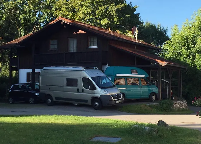 Schusterhof Alojamento de Turismo Selvagem *